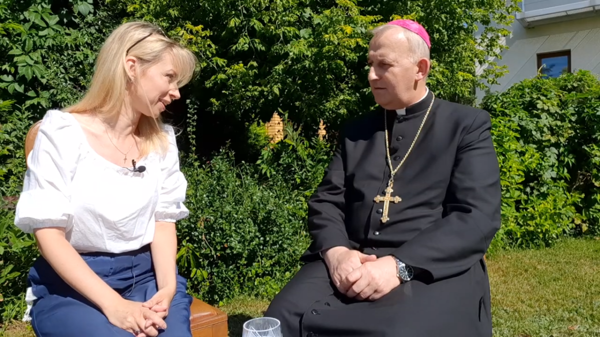 Biskup też człowiek: bp Grzegorz Suchodolski